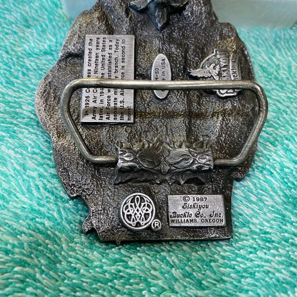 Vintage 1987 United States Air Force Belt Buckle - SISKIYOU - - Picture 8 of 8